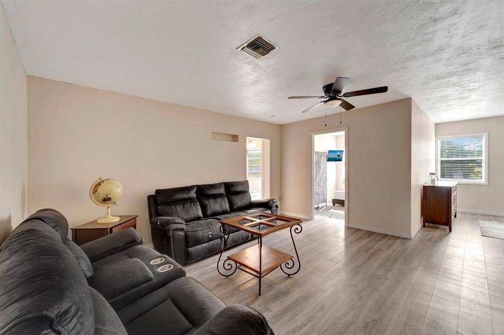 7 BR in Port Charlotte