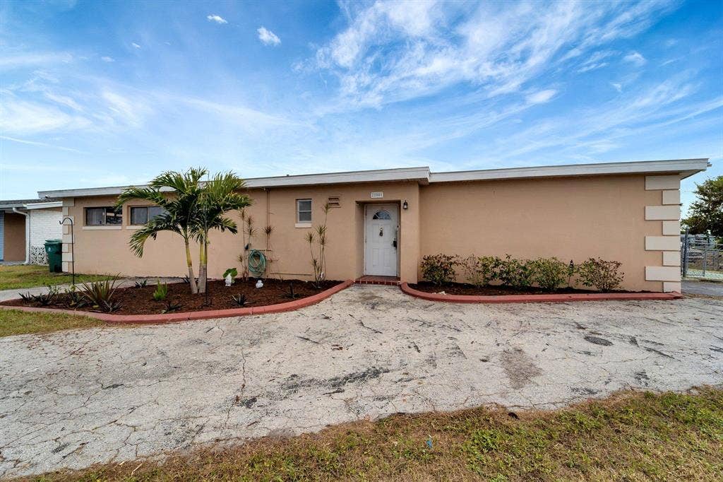 7 BR in Port Charlotte