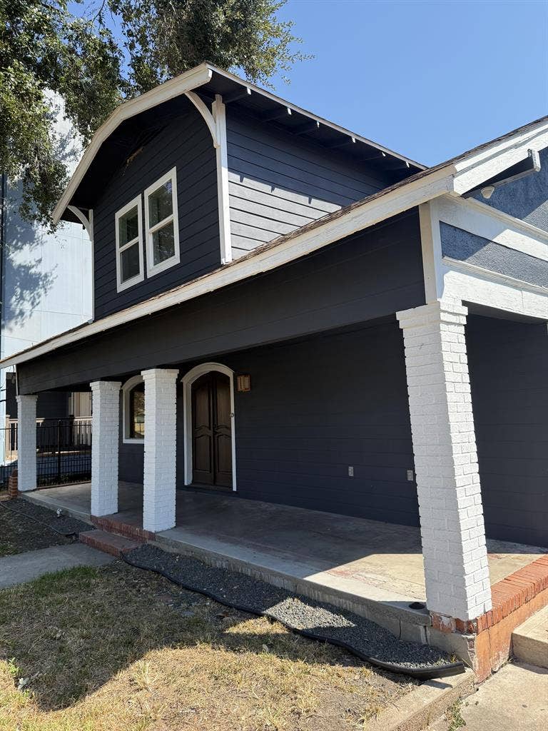 5 BR in Houston