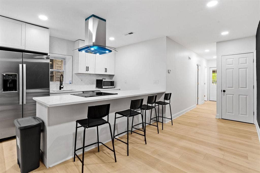 8 BR in Philadelphia