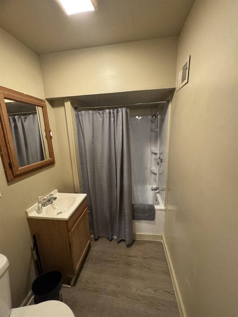 7 BR in Indianapolis