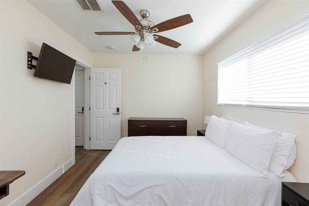 4 BR in Las Vegas