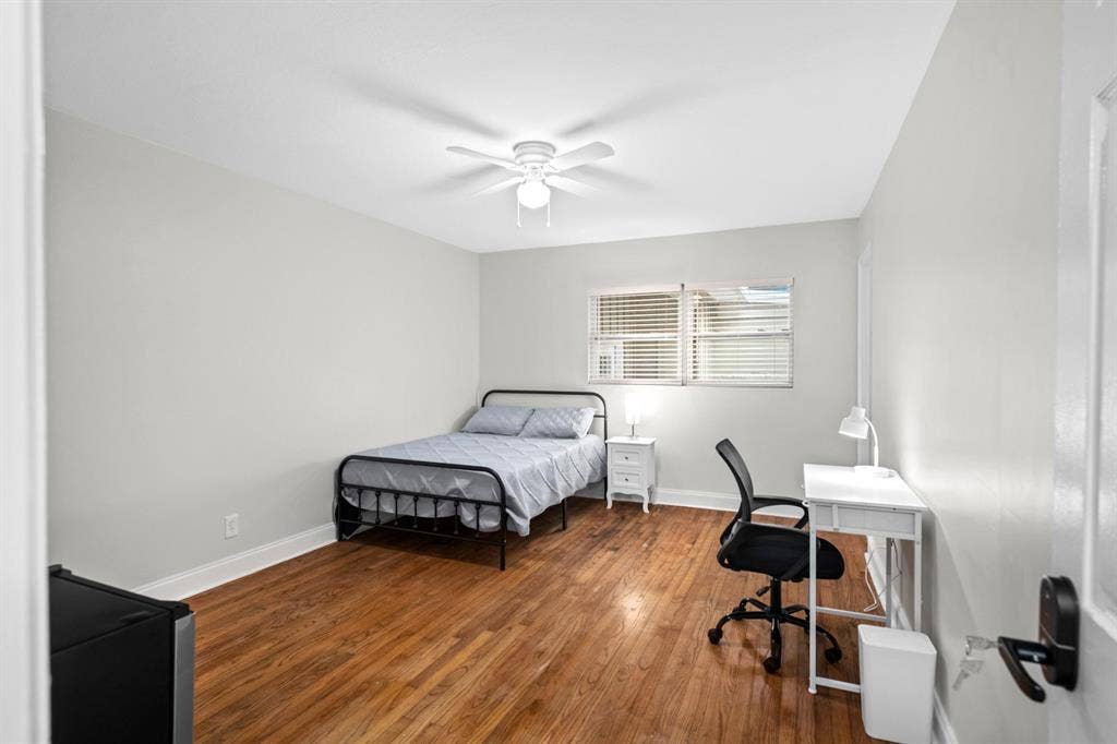 8 BR in Jacksonville