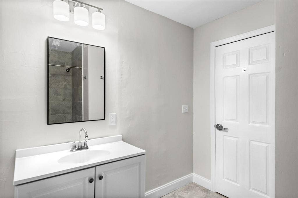 8 BR in Jacksonville