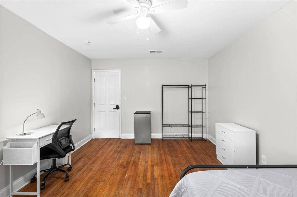 8 BR in Jacksonville