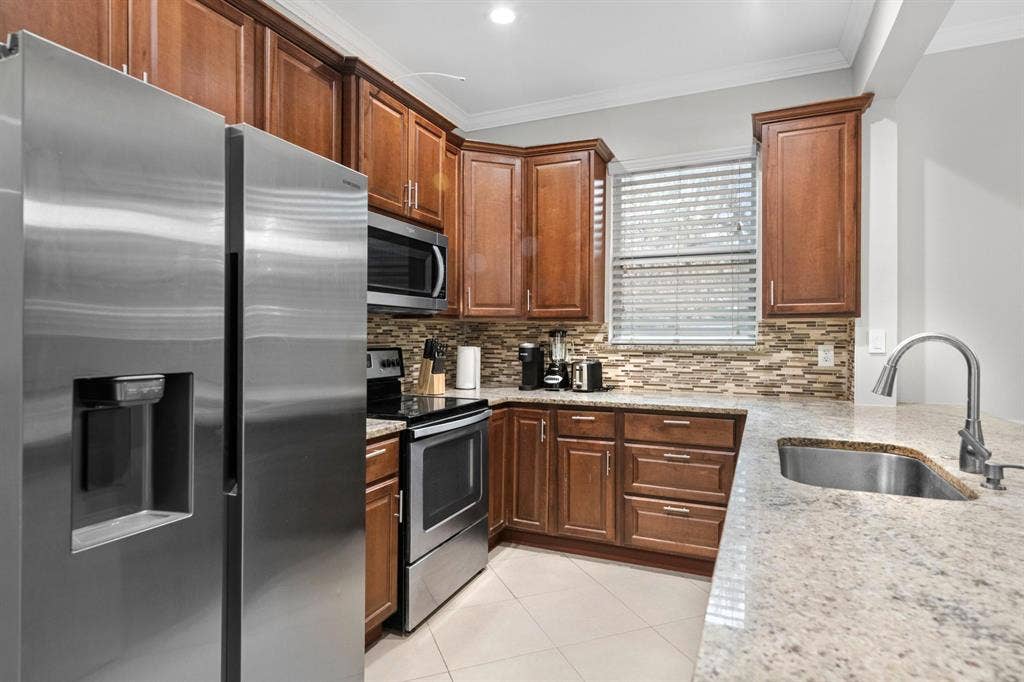 8 BR in Jacksonville