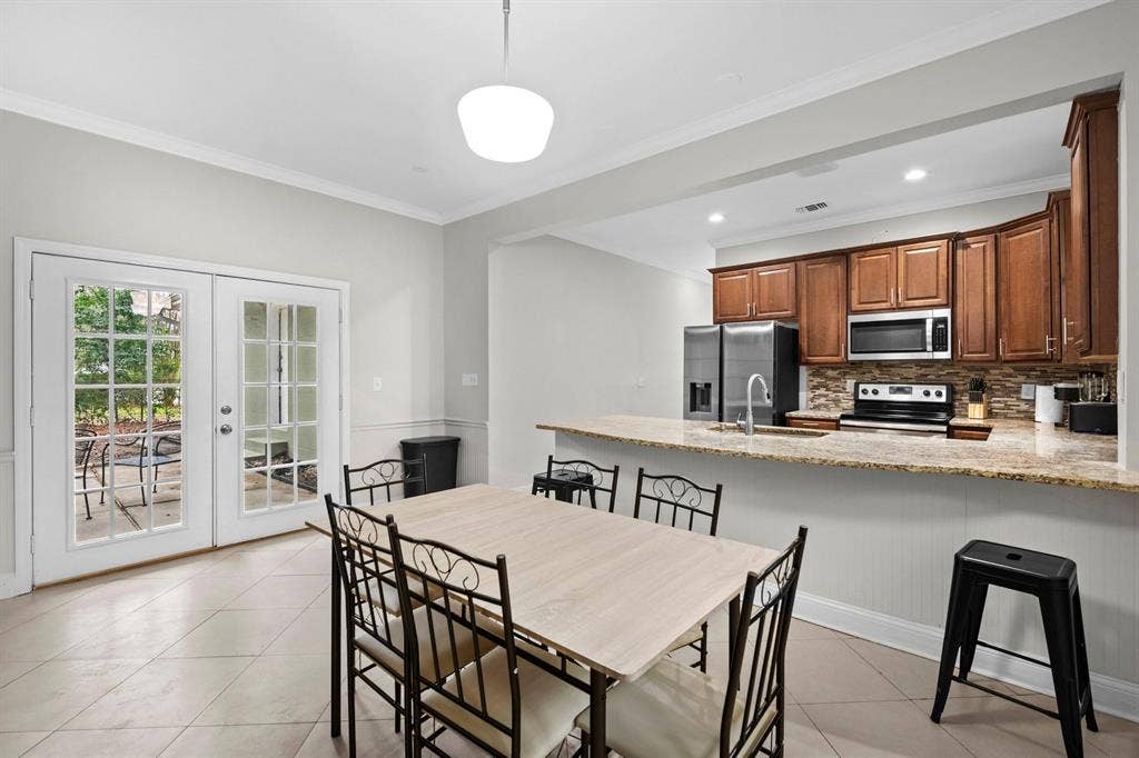 8 BR in Jacksonville