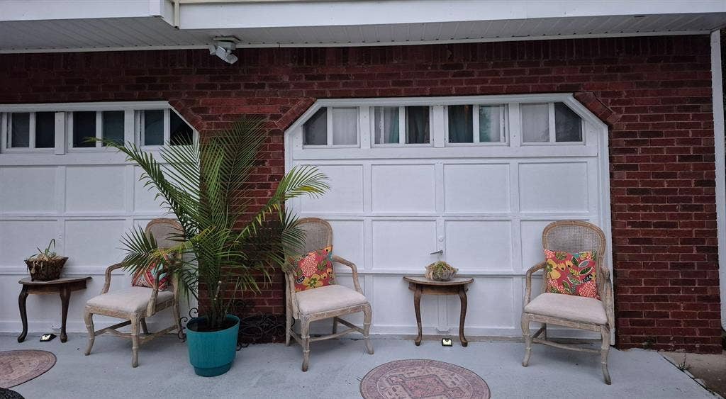 6 BR in Powder Springs