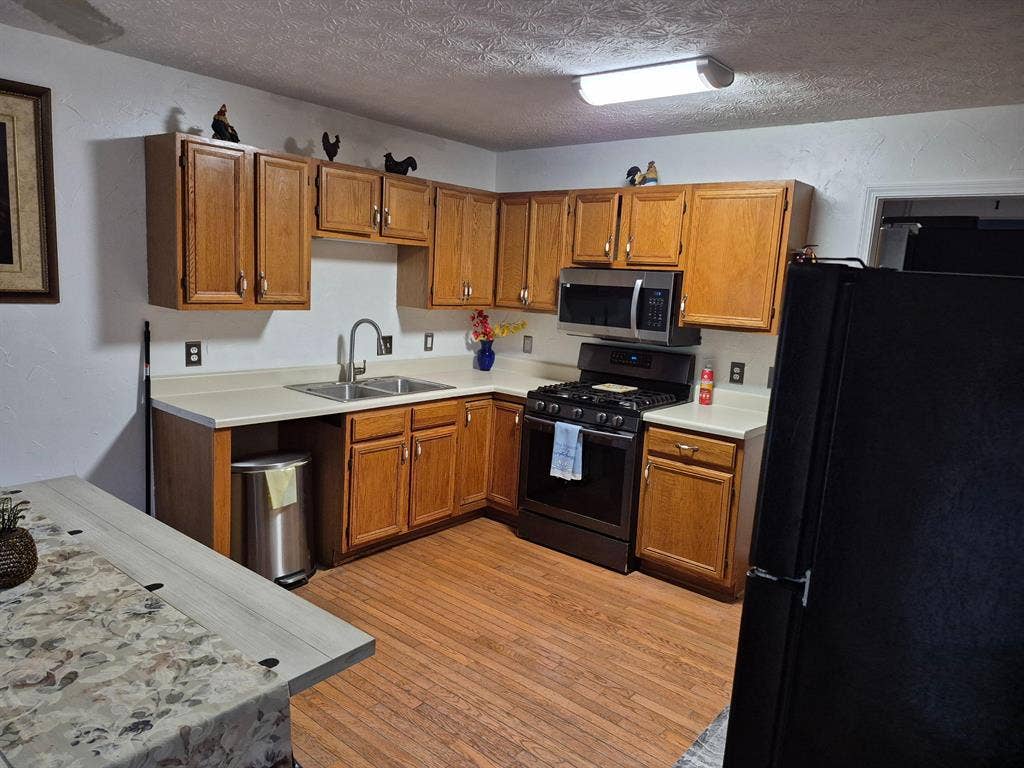 6 BR in Powder Springs