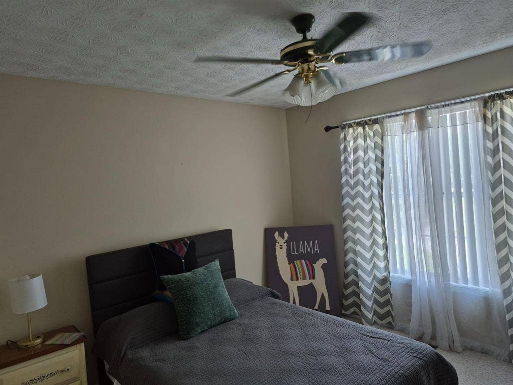6 BR in Powder Springs