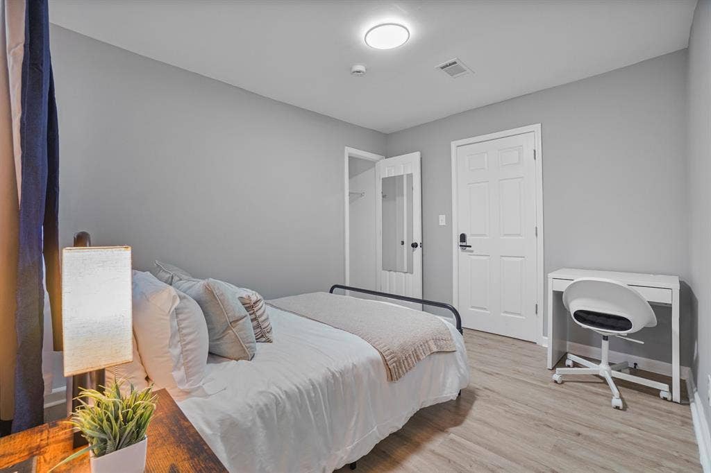 9 BR in Atlanta