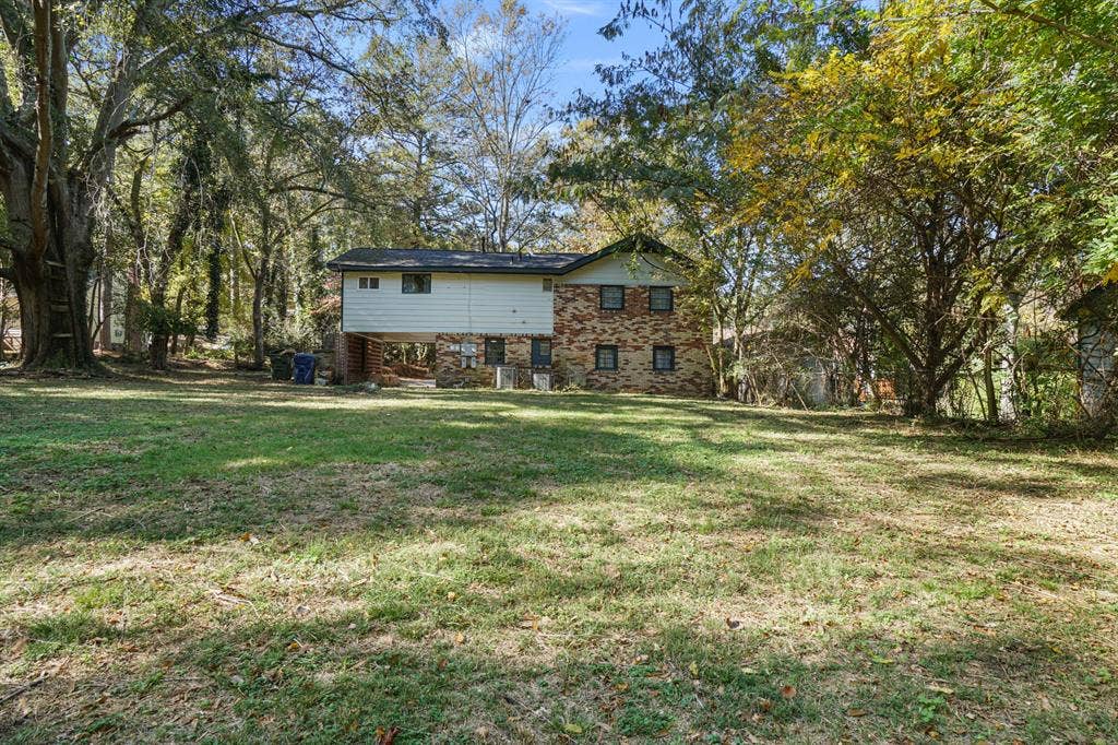 9 BR in Atlanta