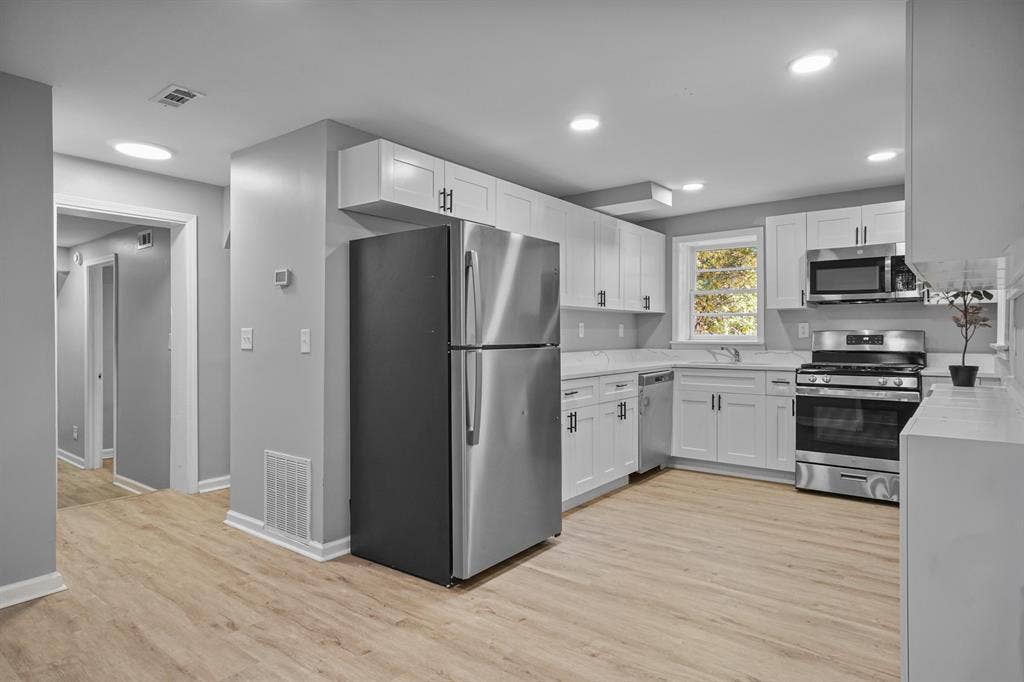 9 BR in Atlanta