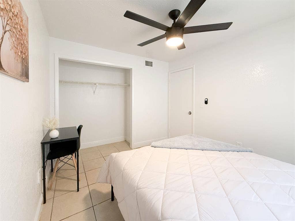 2 BR in Tampa