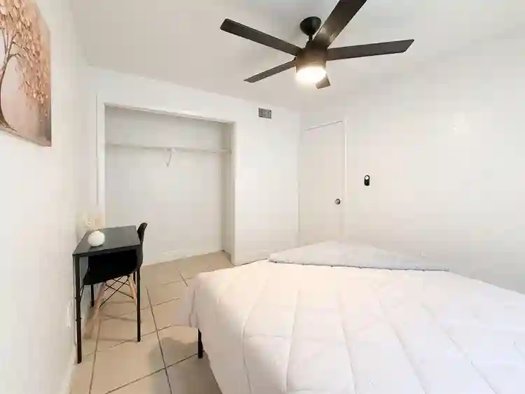 2 BR in Tampa