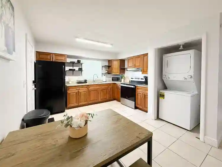 2 BR in Tampa