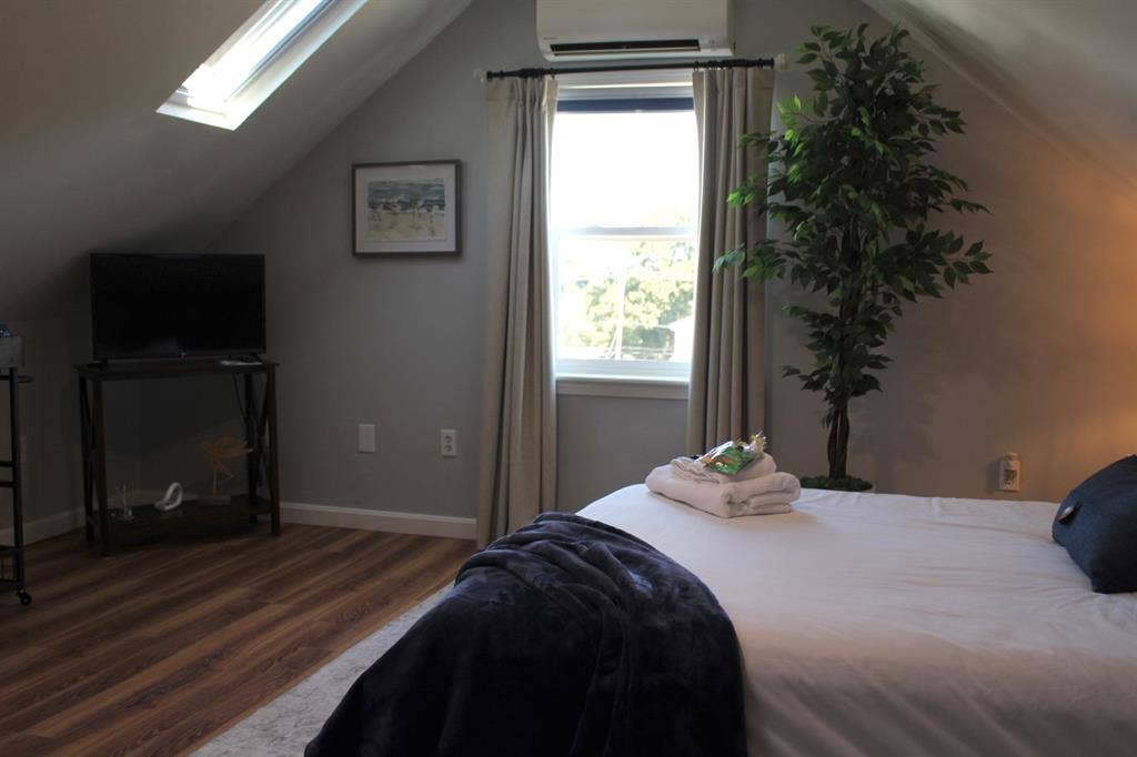 3 BR in Warren