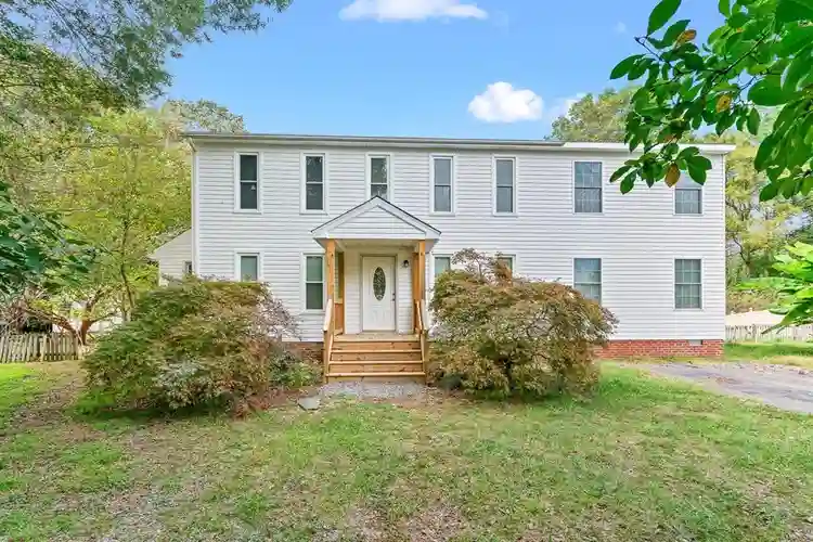 5 BR in Hopewell