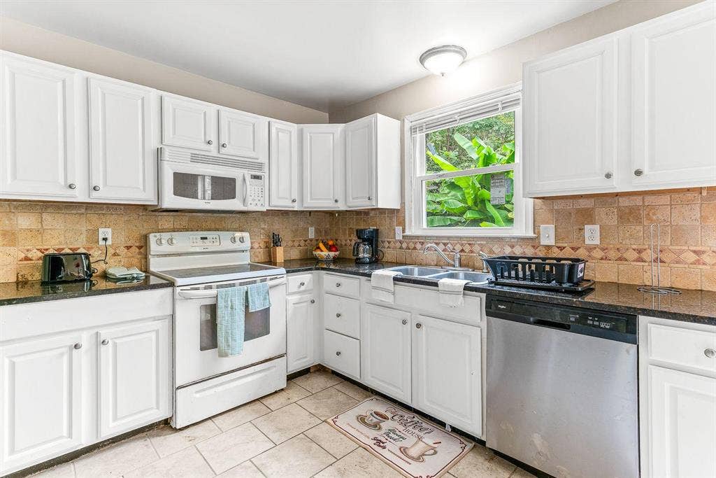 5 BR in Hopewell