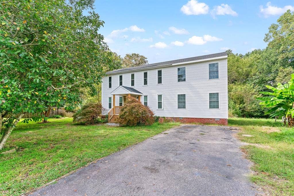 5 BR in Hopewell
