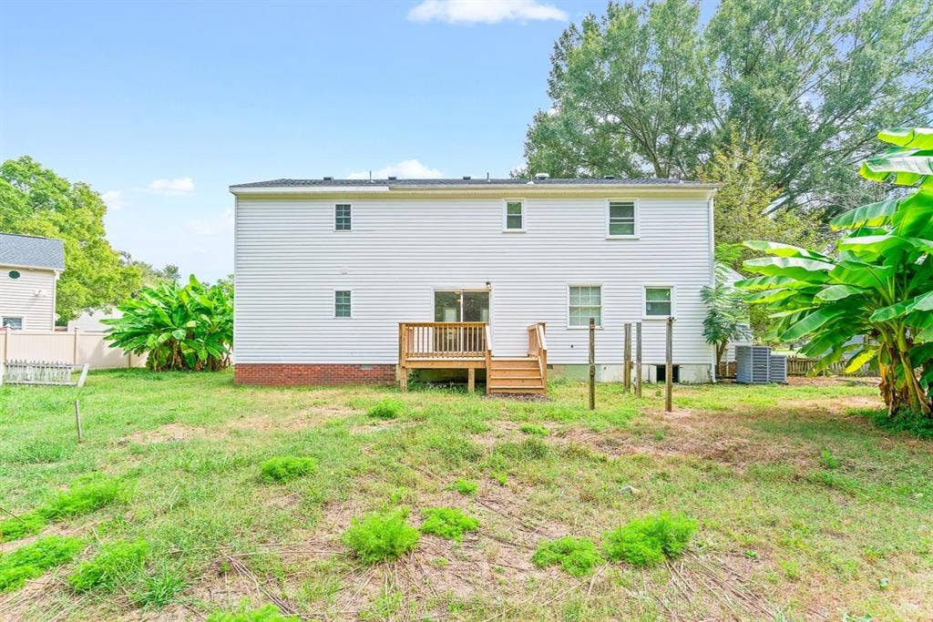 5 BR in Hopewell