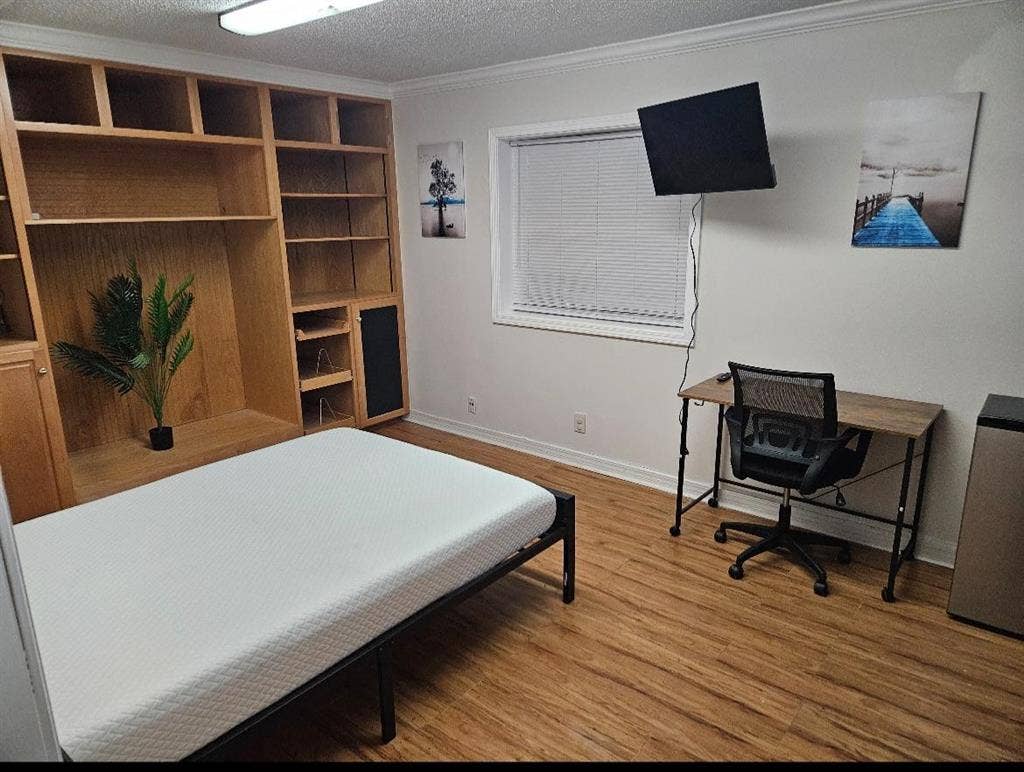 8 BR in Orlando