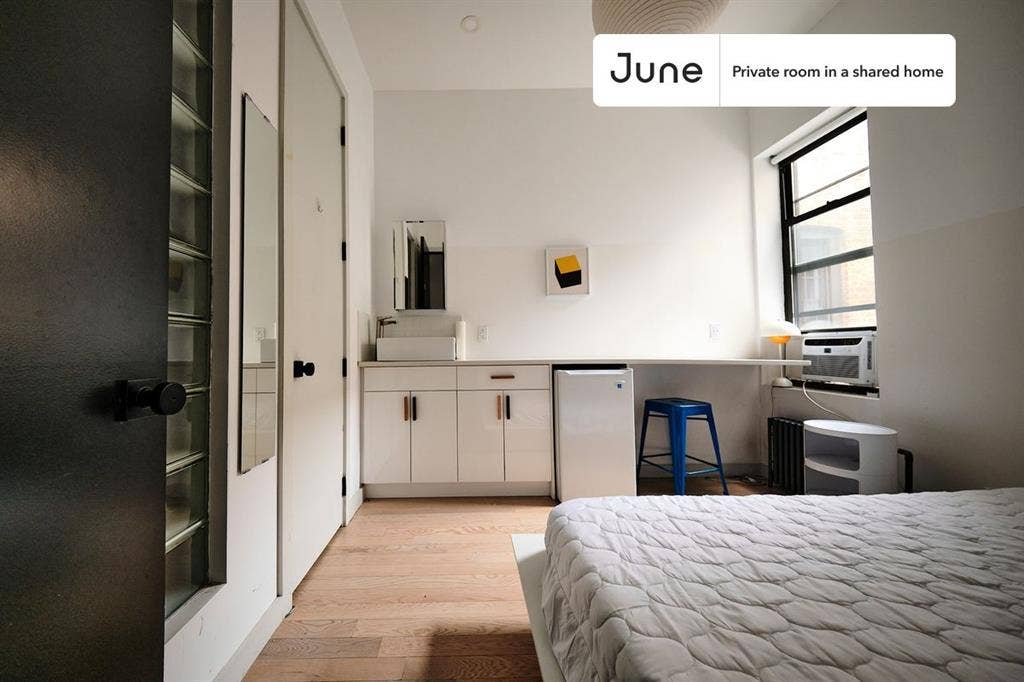 3 BR in New York City