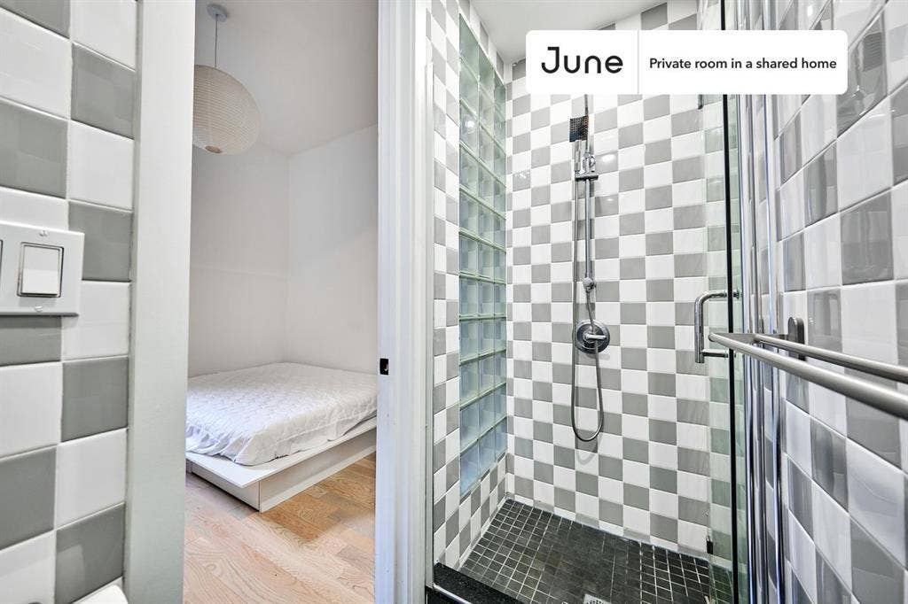 3 BR in New York City