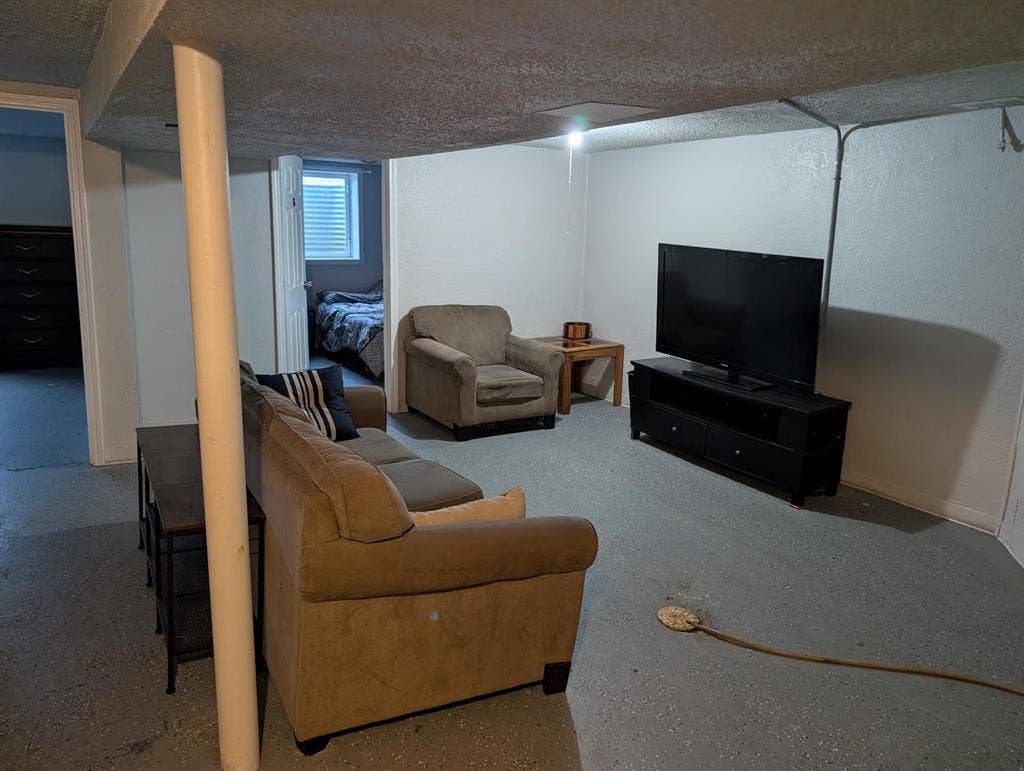 6 BR in Kansas City