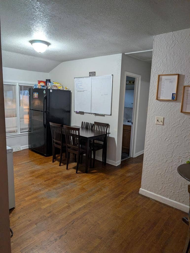 6 BR in Kansas City