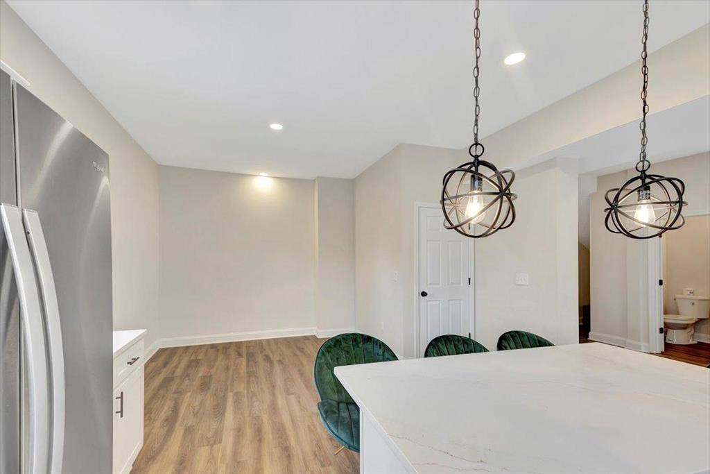 7 BR in Baltimore