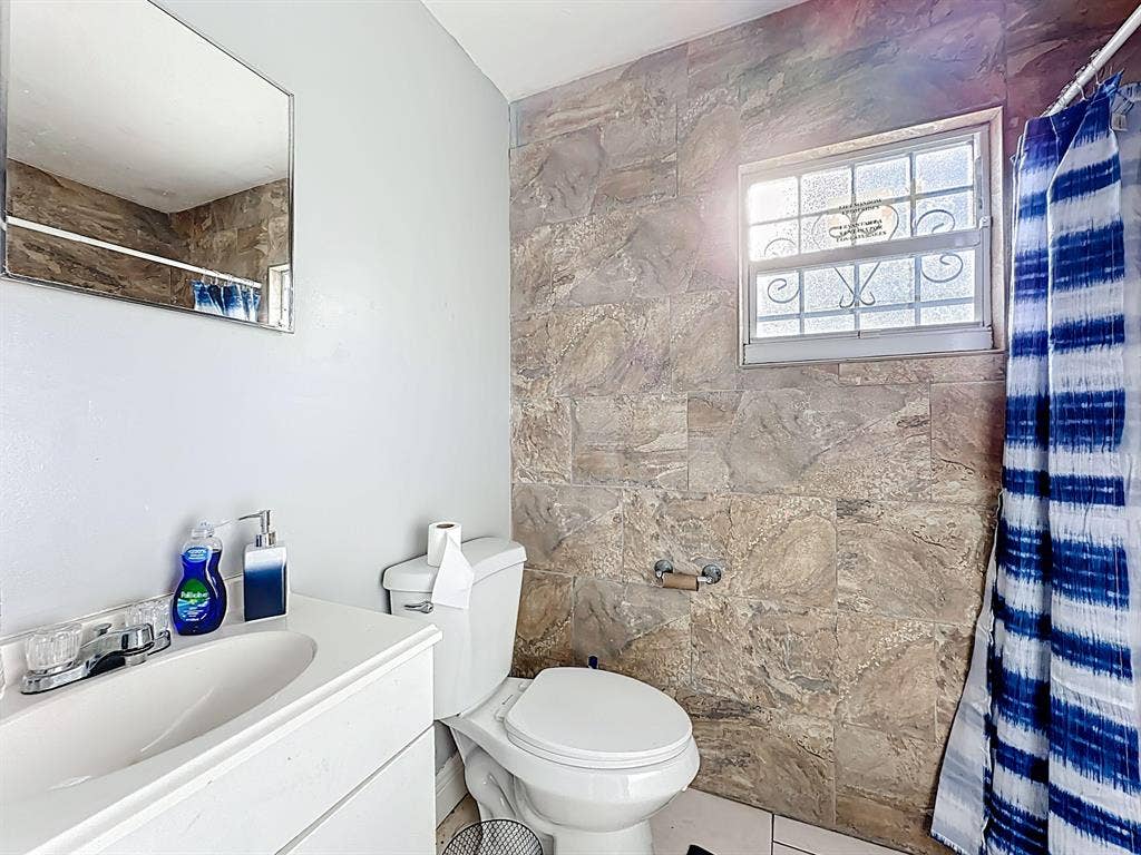 2 BR in Jacksonville