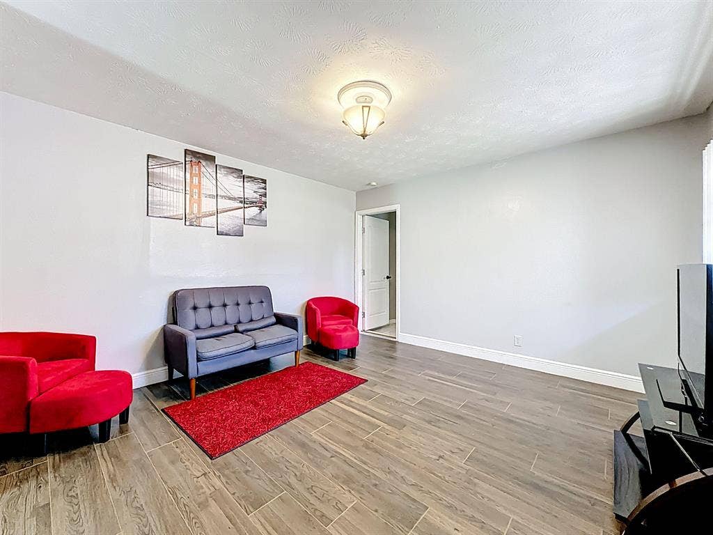 2 BR in Jacksonville