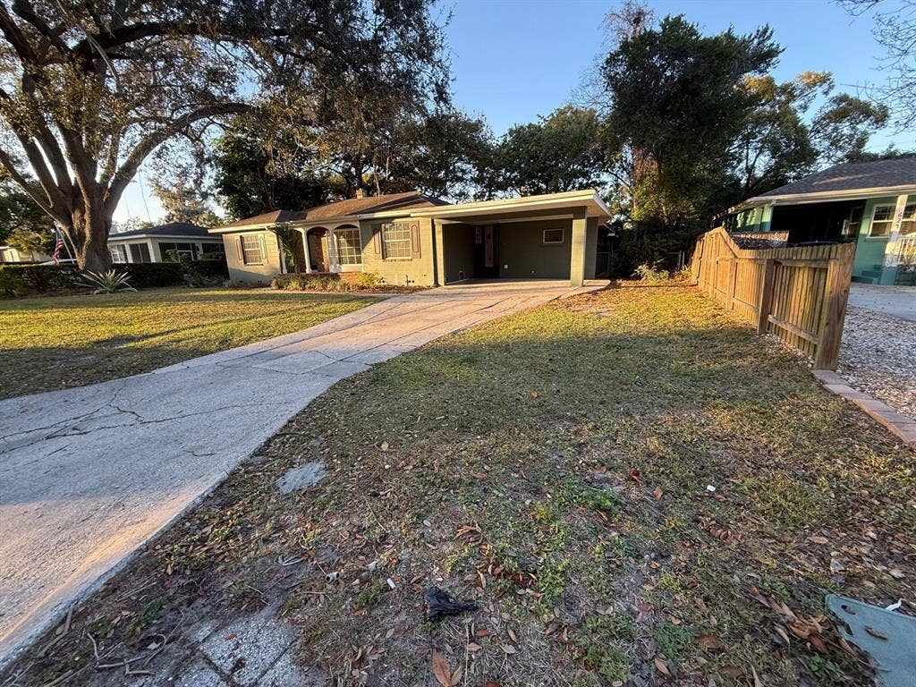 5 BR in Lakeland