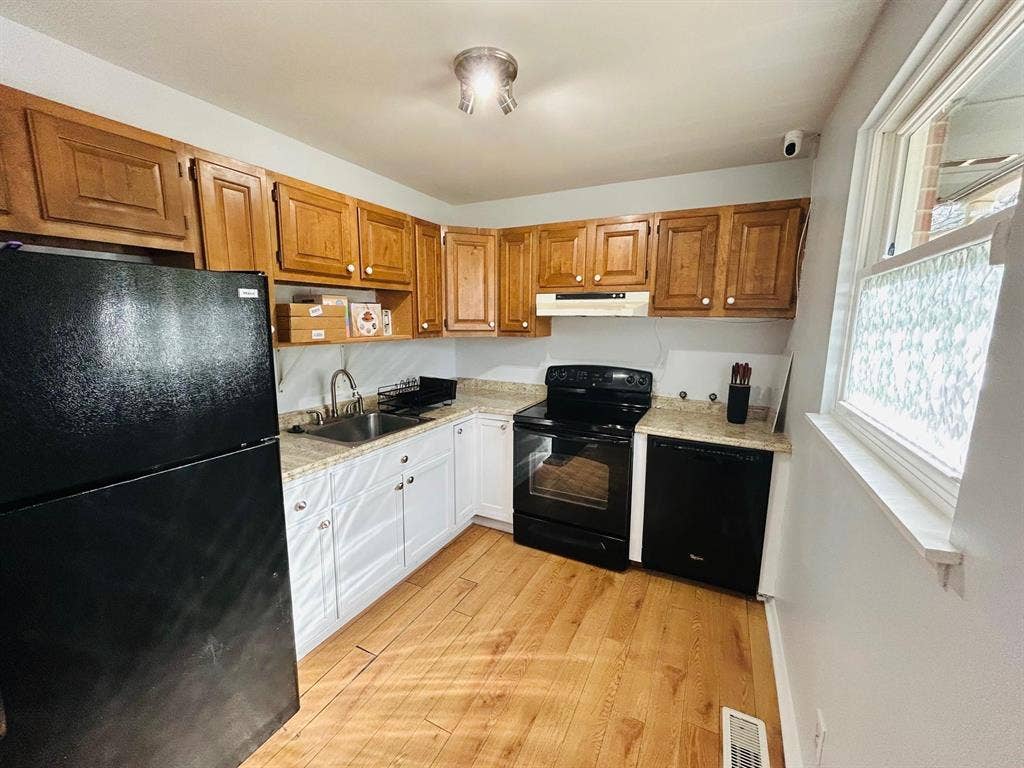9 BR in Raleigh
