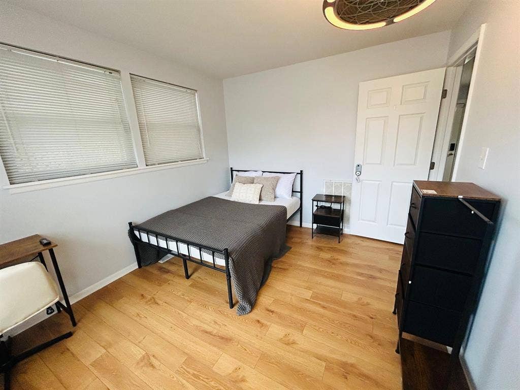 9 BR in Raleigh