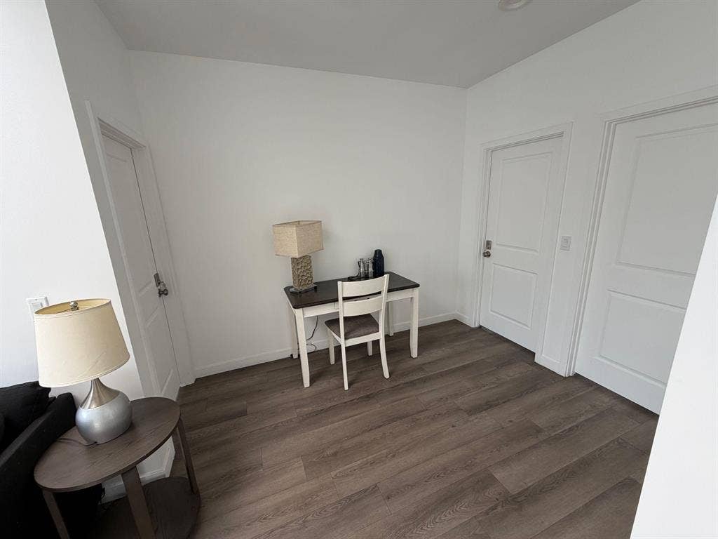 3 BR in Los Angeles