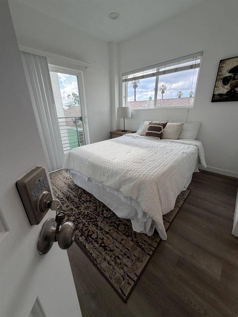 3 BR in Los Angeles