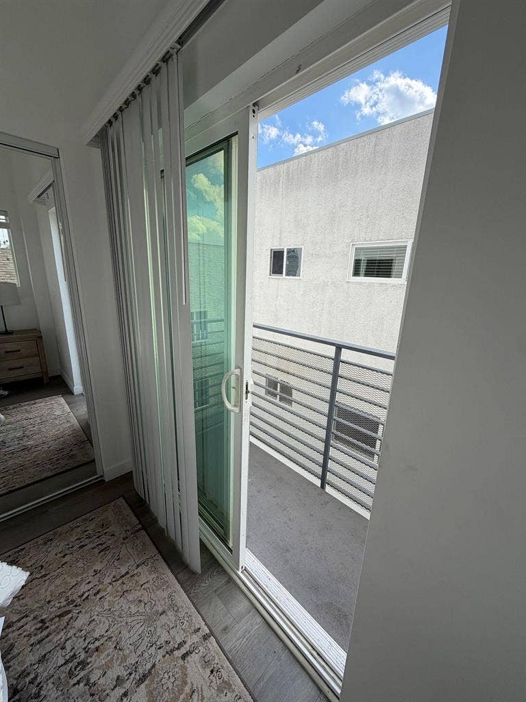 3 BR in Los Angeles