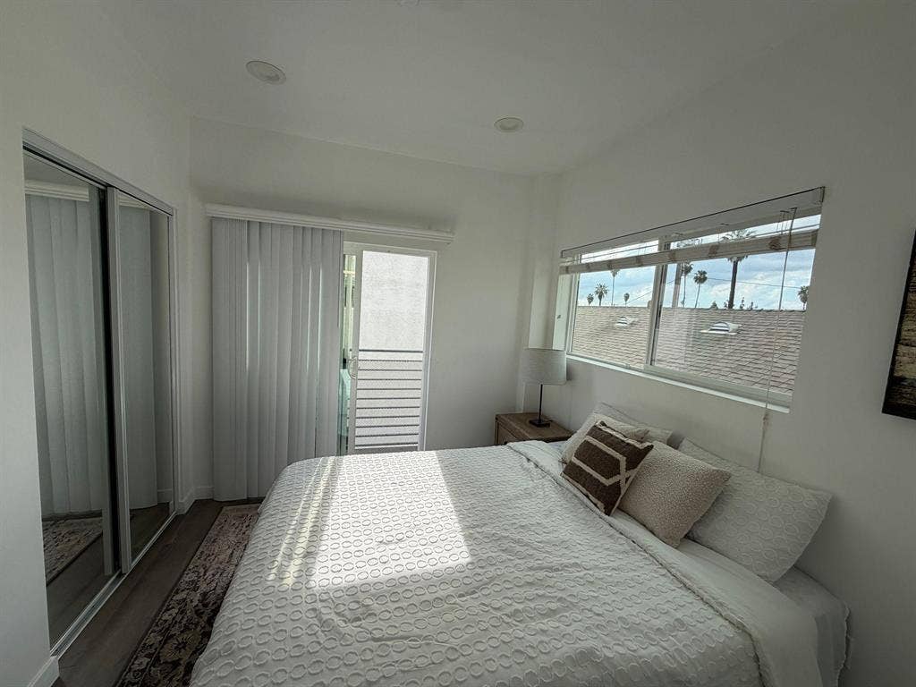 3 BR in Los Angeles