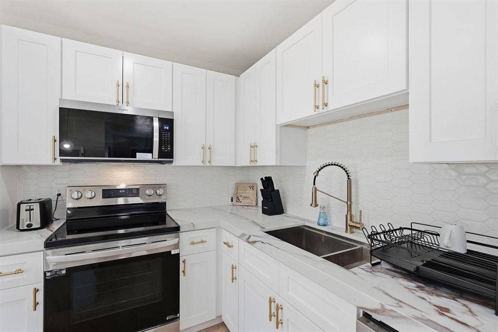 6 BR in Phoenix