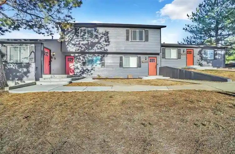 3 BR in Arvada