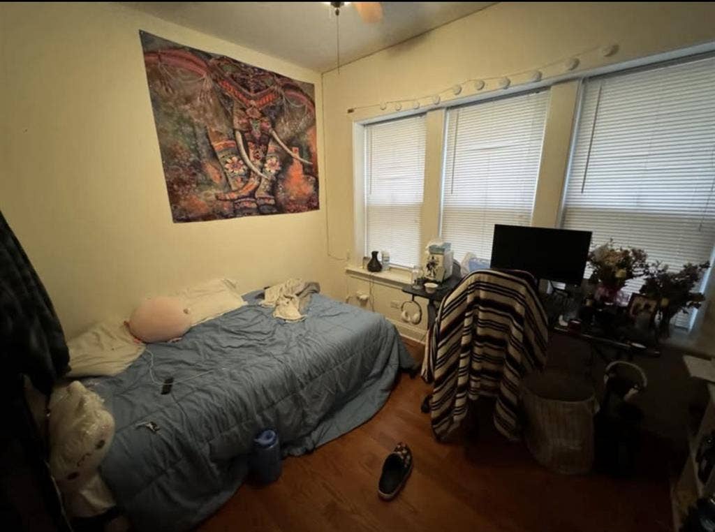 ROOM FOR RENT