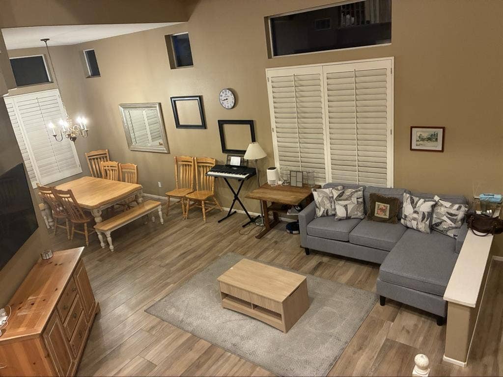 Private Roo[REDACTED]
ear UCSD