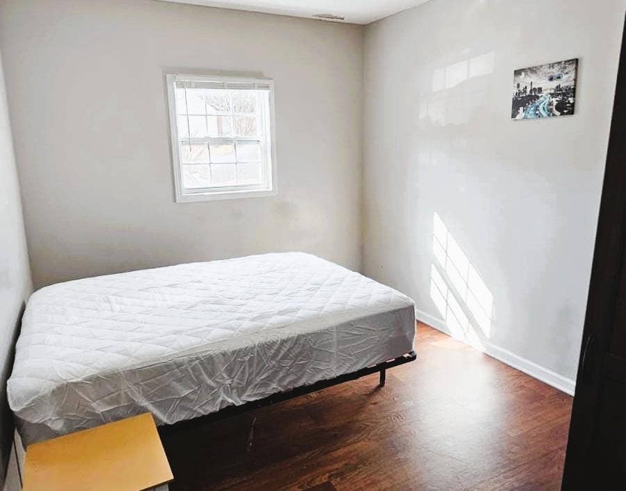 8 BR in Stone Mountain