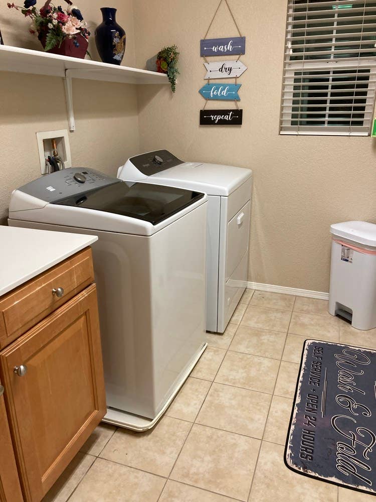 $700 Room- All Bills Included
