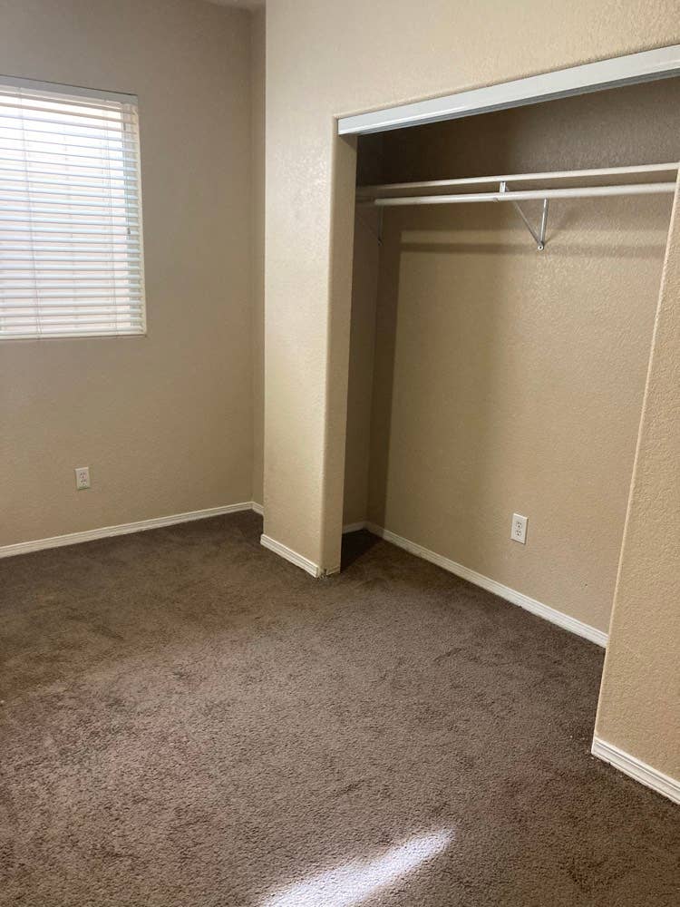 $700 Room- All Bills Included