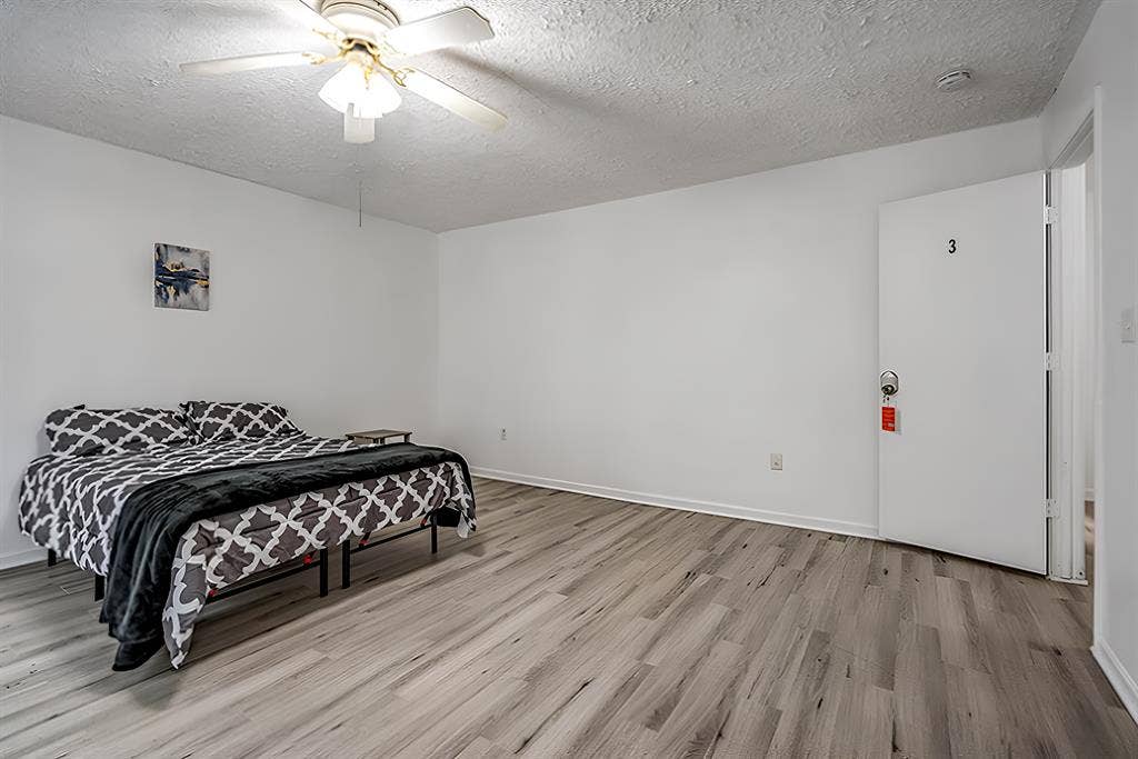 7 BR in Jonesboro