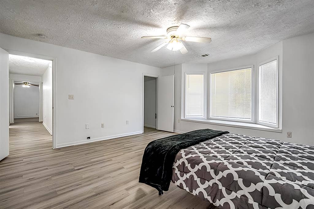 7 BR in Jonesboro
