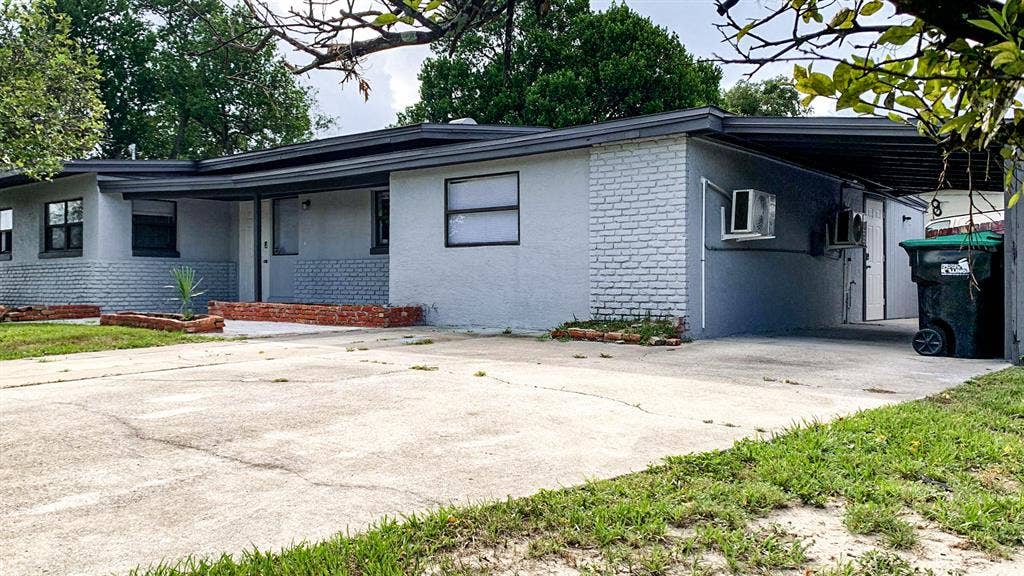 5 BR in Orlando